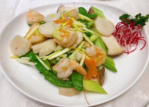Stir Fried Shrimp and Scallop with Celery （荷芹炒蝦球帶子）